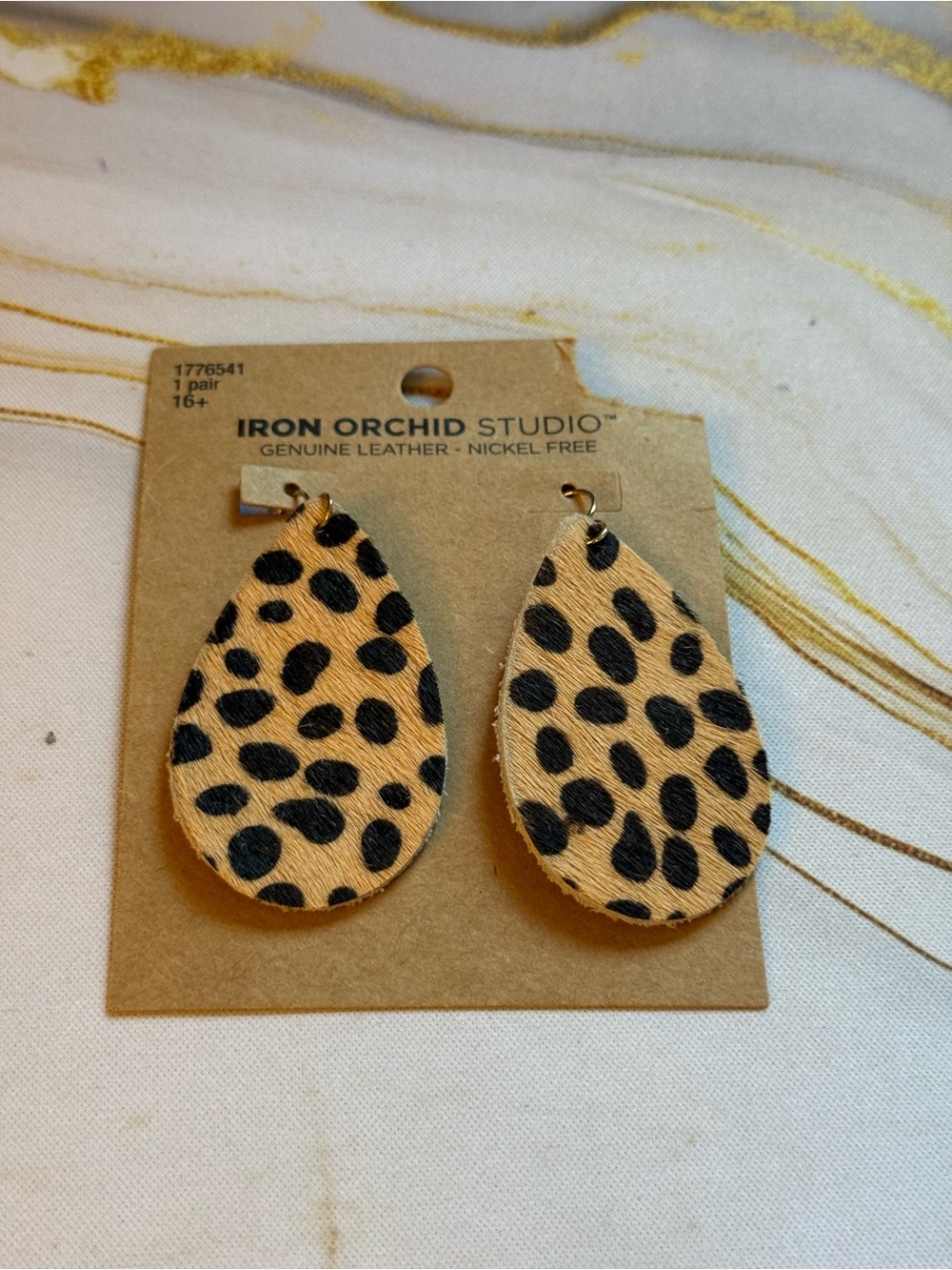 Leopard Teardrop Earrings - Tan & Black